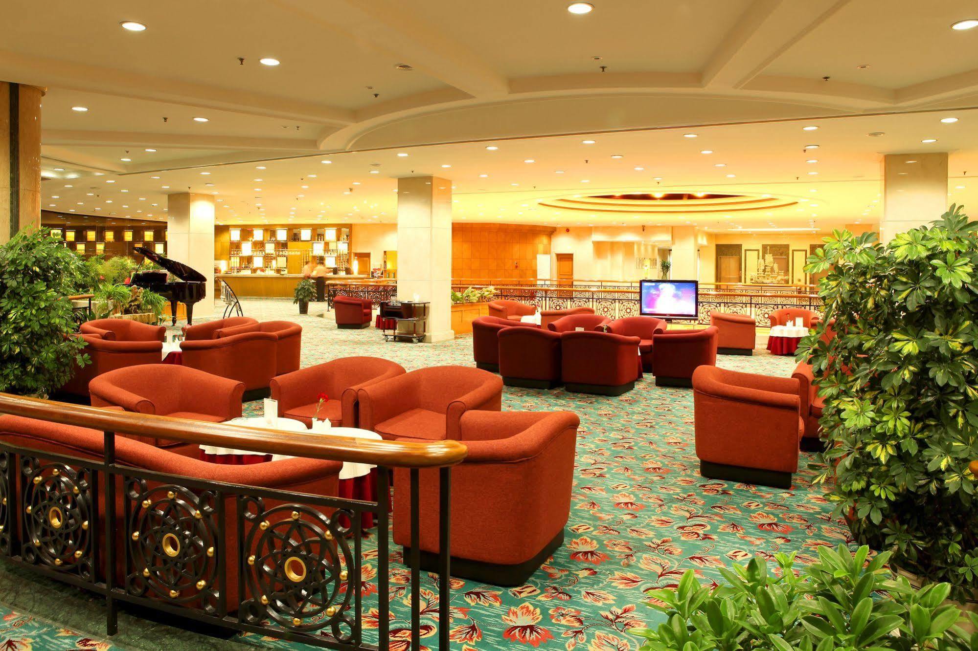 Dalian East Hotel Jinzhou  Bagian luar foto